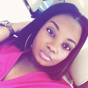 Meet your Posher, Shanique